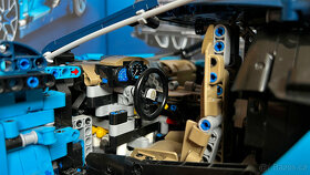 LEGO Technic 42083 Bugatti Chiron - 7
