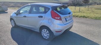 Prodám Ford Fiesta 1.4TDCi 50Kw r.v.2009 najeto 138tis. - 7