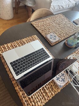 MacBook Pro - 7
