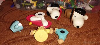 Plný úložný box hraček...všeho chuť - 7