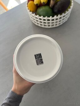 Dóza s víčkem Design Letters - 7