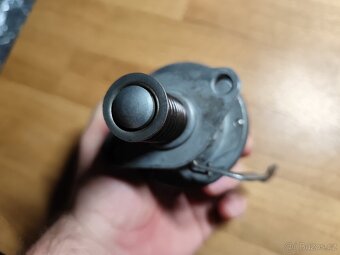 B20 AC pumpa Pal Tatra 603 805 benzínová pumpa - 7