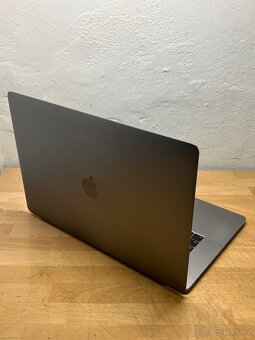 MacBook Pro 15” 2018/16GB RAM/Intel i7/512GB SSD/ Záruka - 7