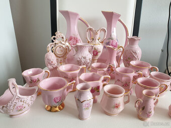 Různé dekorace růžový porcelán retro sada 22ks - 7