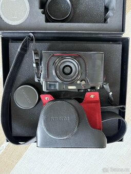 Fujifilm X100 (Limited Edition Black) - 7