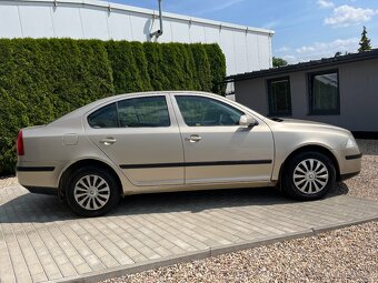 Škoda Octavia 1.9 TDI 77KW, Servisní kniha - 7