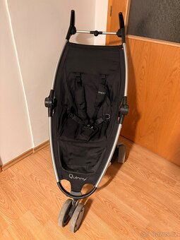 Kočárek Quinny Zapp – lehký, skladný, používaný - 7
