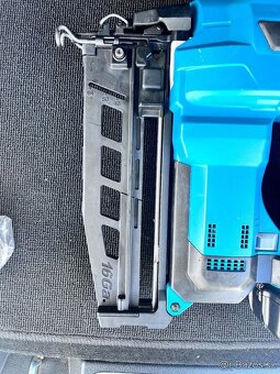 Prodám hřebíkovačka Makita DBN600RTJ - 7