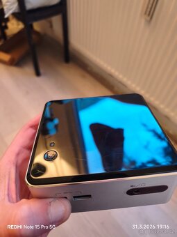 Intel NUC i5 – 1.2 TB úložiště (SSD + HDD), - 7