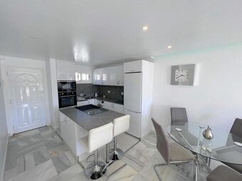 Stylový 3kk apartmán v Costa Adeje – 2 ložnice, - 7