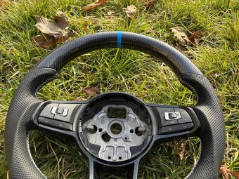 VOLANT RLINE GTD GTI KOZENY / KARBON / BIELE ŠITIE modrý LEM - 7