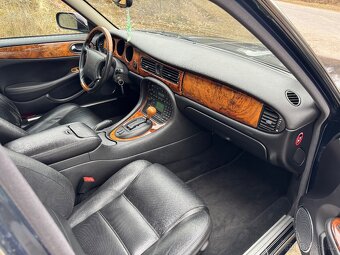 Jaguar XJ 4.0 V8 Sovereign - 7