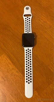 Apple Watch Series 3 42mm - 7