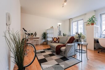 Prodej světlého 1+kk 41m2 s garážovým stáním v 3NP s výtahem - 7