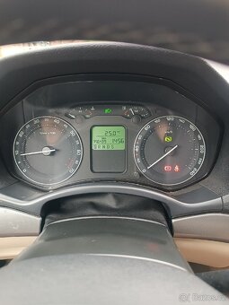 Škoda Octavia II Combi DSG - 7