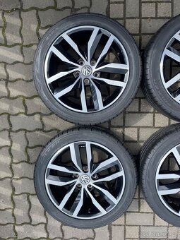 ORIGINÁL Alu Volkswagen MADRID R17, 5x112 - LETNÍ PNEU - 7