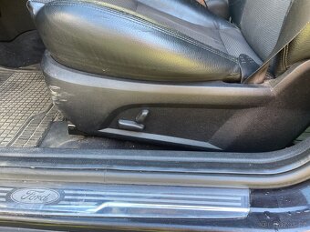 Ford Mondeo - 7