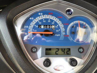 Kymco Agility 125 - 7