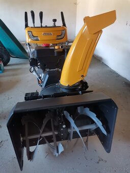 Sněžná pásová fréza - 7