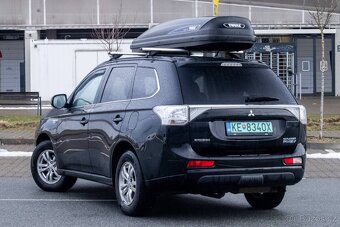 Mitsubishi Outlander 2.0 PHEV 4WD (2013) - 7