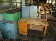 skříň, stůl, regál, židle, křesla -  retro z fabriky - 7