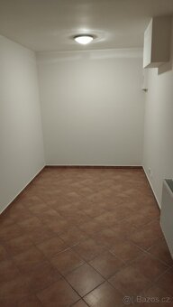Nabízím malířské práce - malování bytů. - 7