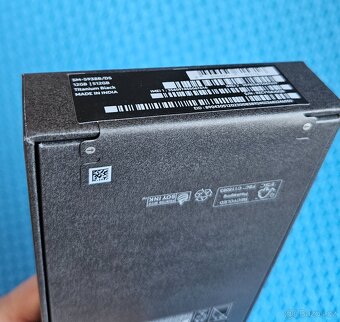 Samsung Galaxy S25 Ultra 512GB černý NOVÝ NEROZBALENÝ - 7