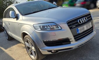Audi Q7 - 7