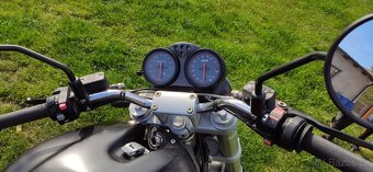 Ducati Monster Dark 600 - 7