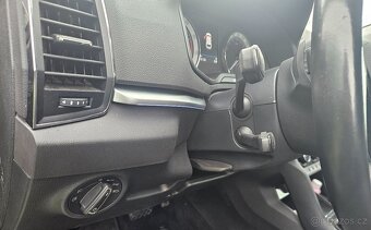 Škada Karoq naj. 61 tis.km Style - dsg TZ - 7