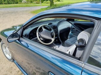 Ford mustang v6 3.8 1995 nová STK - 7