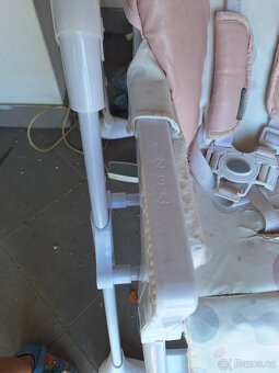 jídelní židlička - 7