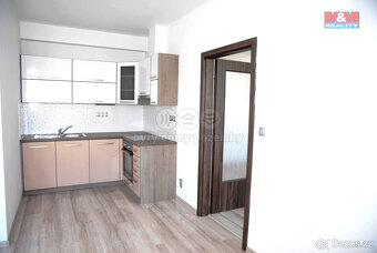 Pronájem bytu 2+kk, 46 m², Jičín, ul. Raisova - 7