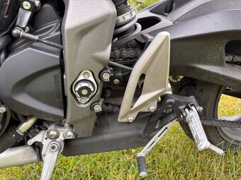Triumph Street Triple S 660 - 7
