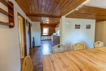Prodej rodinného domu 402 m², pozemek 3160 m² v Krkonoších - 7