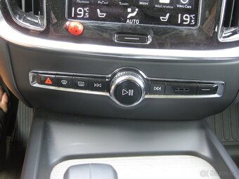 Volvo V60 Cross Country B4 - 7
