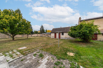 Prodej stavebního pozemku 663 m² v centru Jiren – s menším r - 7