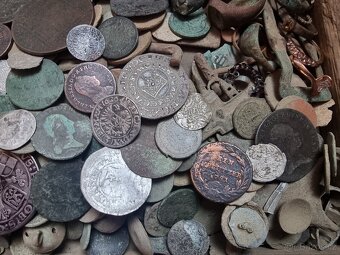 Staré mince a drobné artefakty - 7