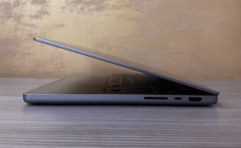 MacBook Pro 14" 2021 M1 Pro 16GB 512GB šedý - 7