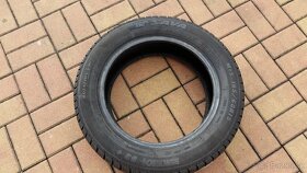 185/60 R15 zimní pneumatiky SAVA 4ks rok 2021 cca 5mm - 7