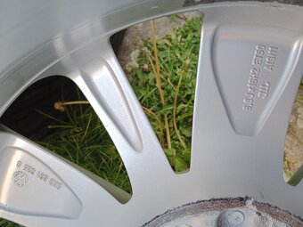 alukola 5x112 r16 VW letní pneu 205/55/16 - 7