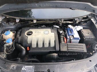 VW TOURAN 1T2 Náhradní díly - 7