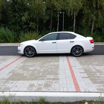 Prodám Škoda Octavia 3 1,6 TDI nové rozvody nová technická - 7