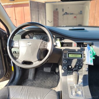 Volvo XC 70 AWD LEVNĚ - 7