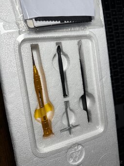Almost Real - Pagani Zonda Cinque Coupe, Bianco Benny, 1:18 - 7