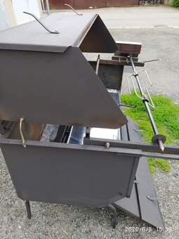 Půjčím mobilní gril na prase (sele), kýtu - 7