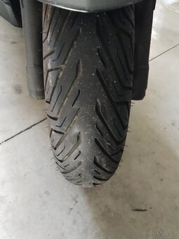 Yamaha XMAX 400 - 7
