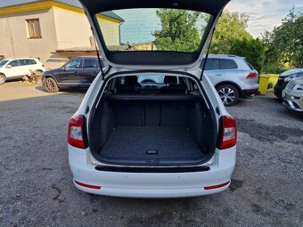 Škoda Octavia 2 Combi 2,0TDI 103KW DSG ELEGANCE TAŽNÉ - 7