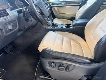 Volkswagen Touareg 4MOTION Maximální výbava - 7