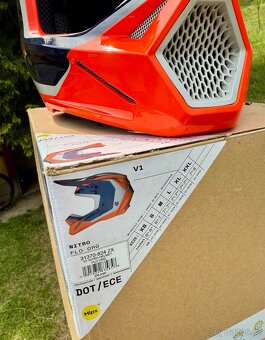 Prilba FOX V1 Orange 2024 - 7